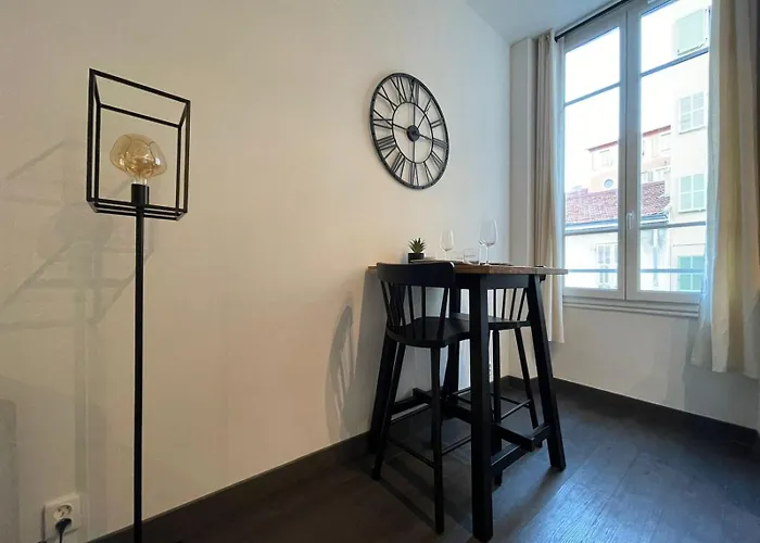 - Port De Appartement